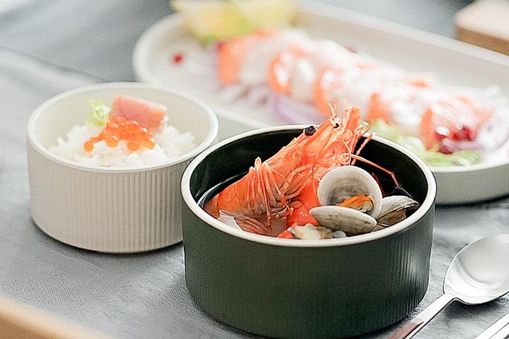 윤도자기 차곡 국대접