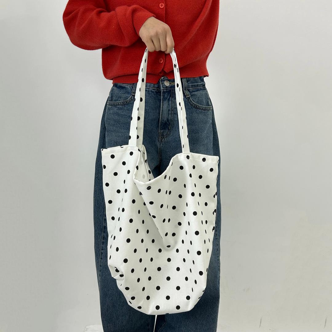 화이트 도트 땡땡이 빅 에코백 (White Dot Dot Big Tote Canvas Bag)