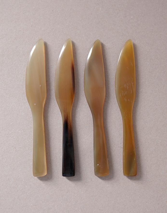 Horn Basic Butter Knife L