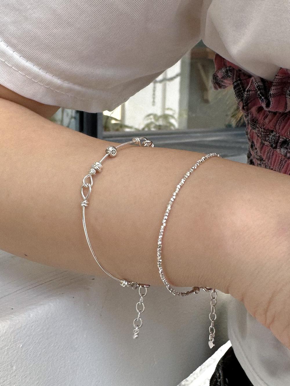 실버925 와이어 슬림 스몰칩 론델 팔찌