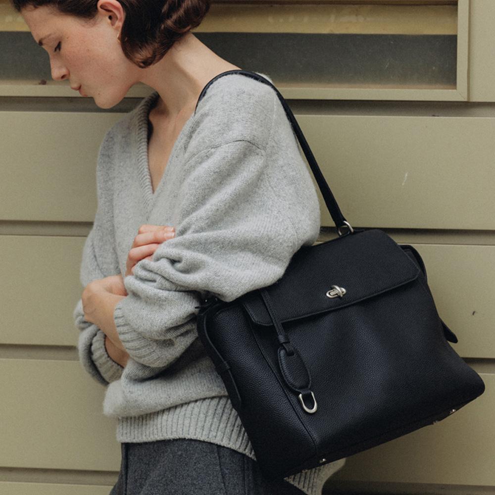 Luna Satchel Bag Medium Black   [HOLIDAY 25%]     (정상가 328000원)