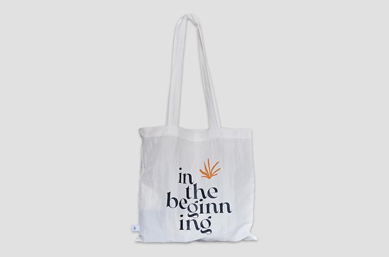 [인더비기닝] logos bag (재입고)