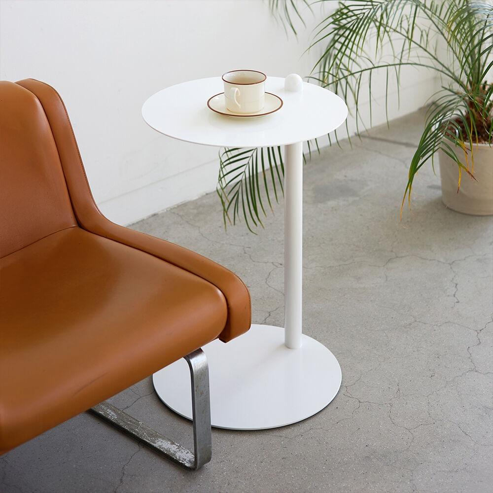 폼 사이드 테이블 - 화이트