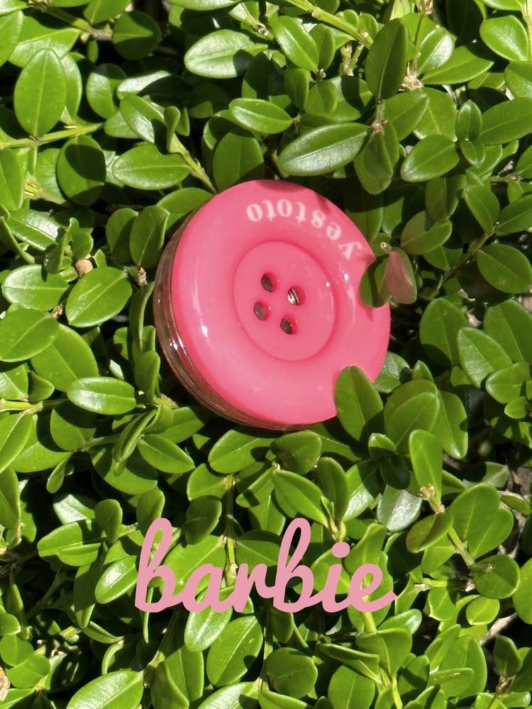 barbie buttontok