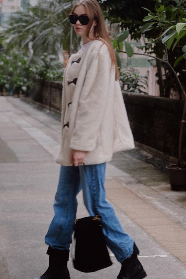 Classic Shearing Fur Coat - Ivory