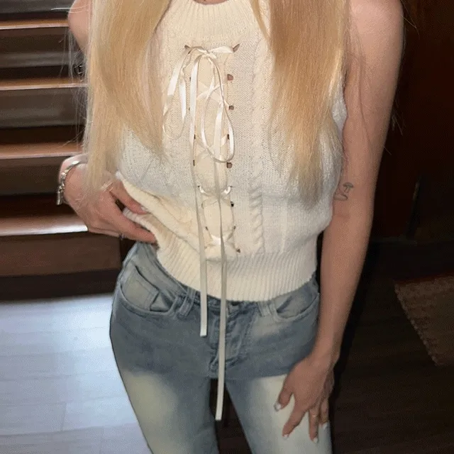 Lace-up sleeveless knit top