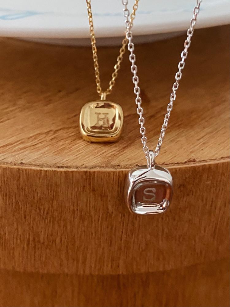 실버925 18K도금 플루 이니셜 각인 은 목걸이