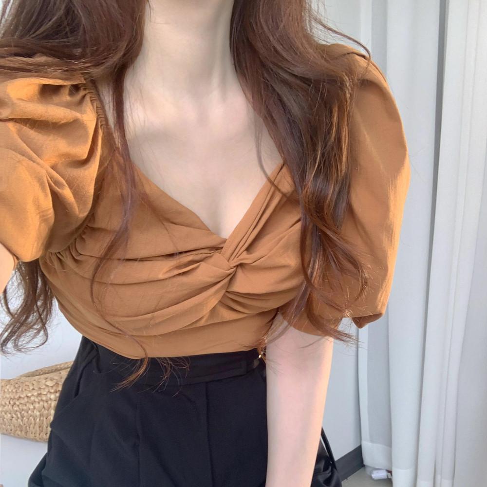 [오프숄더가능] 벌룬 퍼프 소매 스모크 밴딩 스퀘어넥 프릴 셔링 꼬임 반팔 린넨 크롭 블라우스 베이지 브라운 블랙