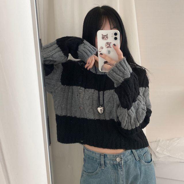 짜임 빈티지 테일 꽈배 단가라니트_일랑