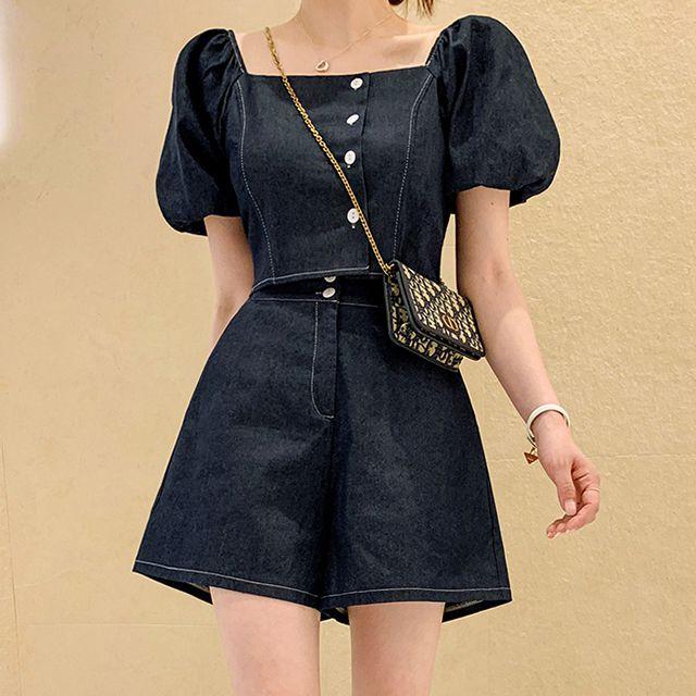 [2컬러/SET] 크롭 셔츠 투피스 세트 벌룬 퍼프 반팔 스퀘어넥 연청 진청 중청 하이웨스트 팬츠 반바지 청바지 오프숄더 블라우스 밴딩 포켓 하객룩 바캉스 결혼식 여름 버튼 지퍼 둥둥-세트