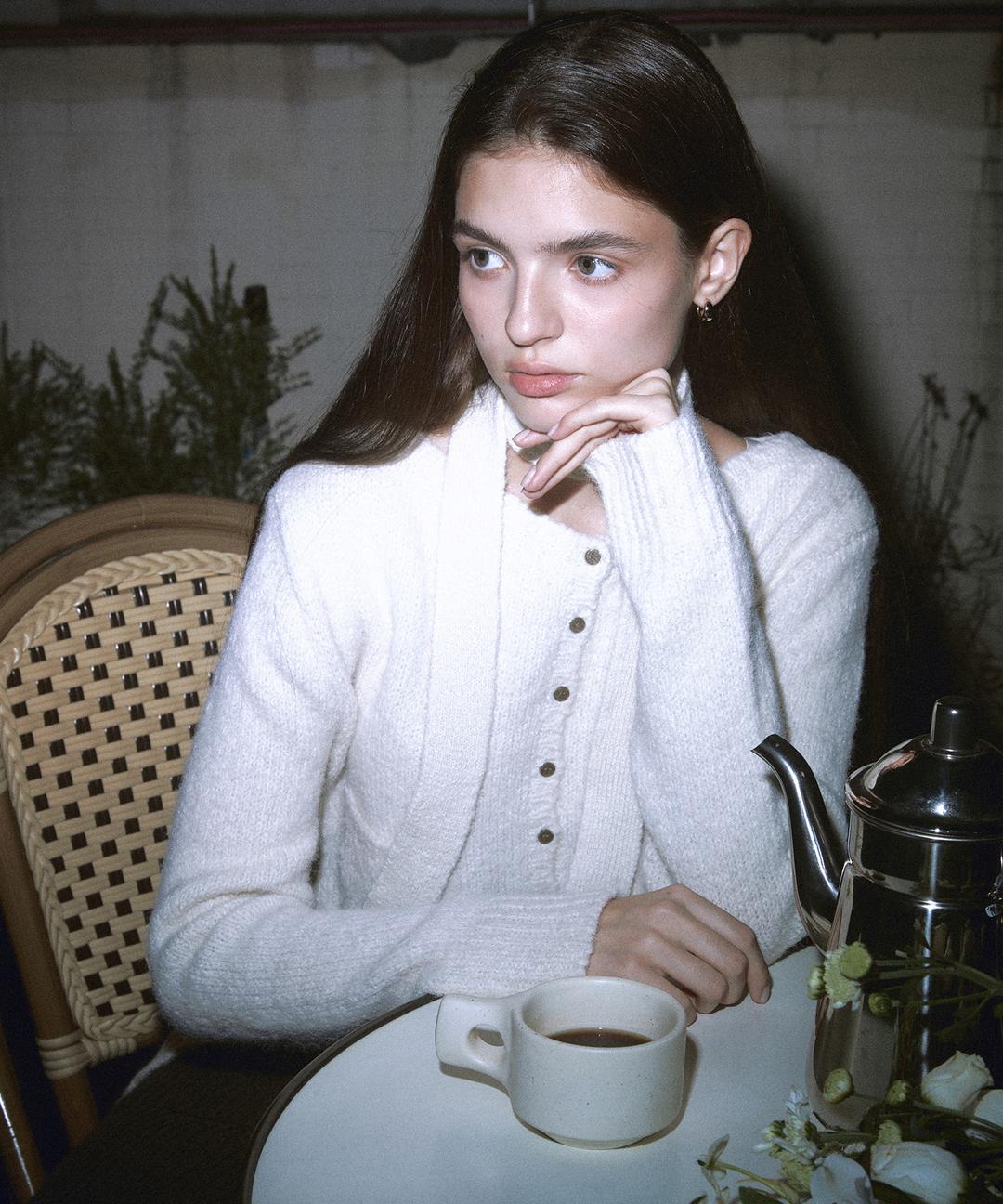 Hairy Boat-neck Crop Wool Cardigan ( Ivory )