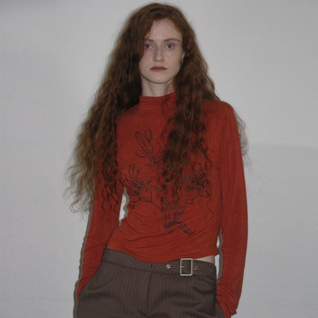 LILY HIGHNECK LONG SLEEVE TEE_RED