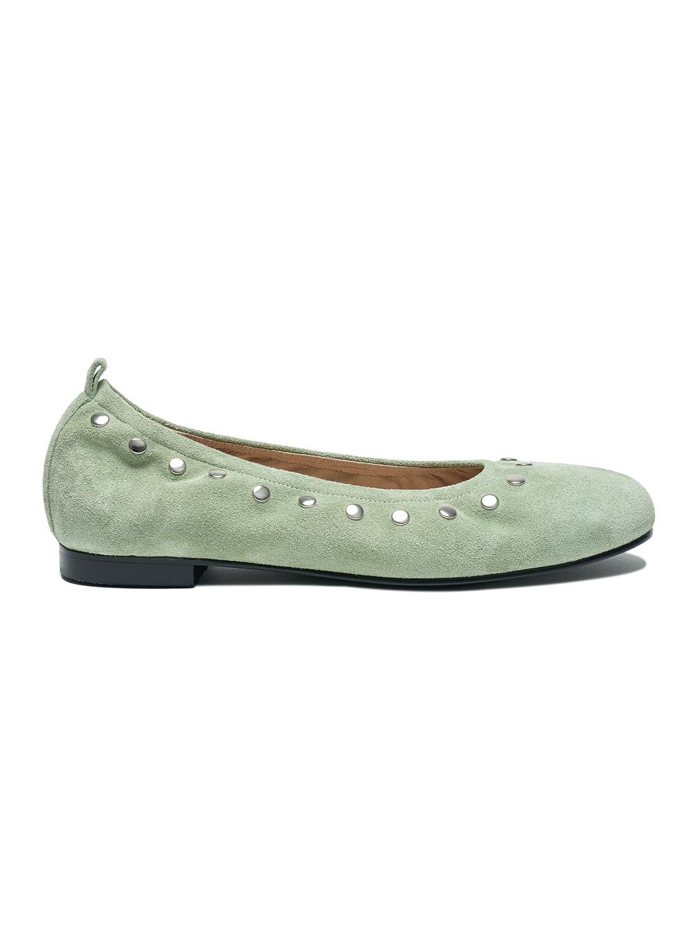 [WOMEN] STUDDED POINTED FLAT SHOES_APPLE MINT
