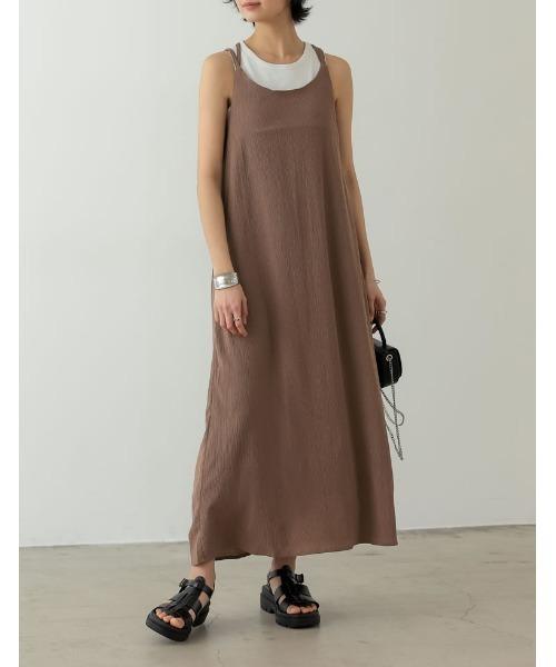 Re:EDIT（リエディ）の「[低身長サイズ有][イージーケア]バッククロスカットシャーリングキャミワンピース（ワンピース）」 - WEAR