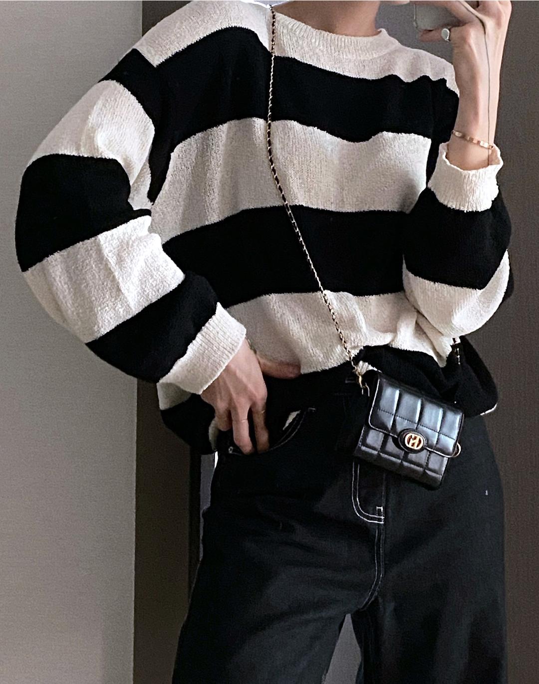 [24SS] [예약판매][H20크링클] 블랙 퀼팅 가죽 체인 미니백 Z플립 수납