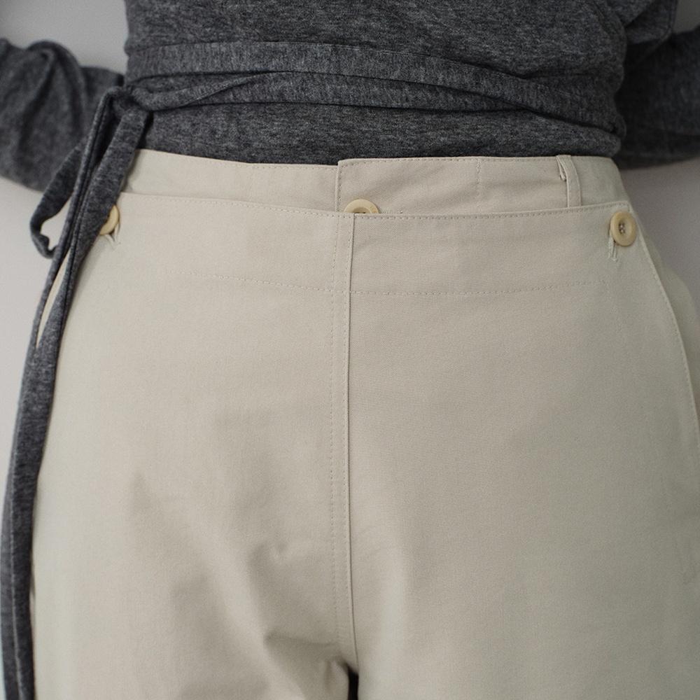 Button cotton pants (dusty beige)