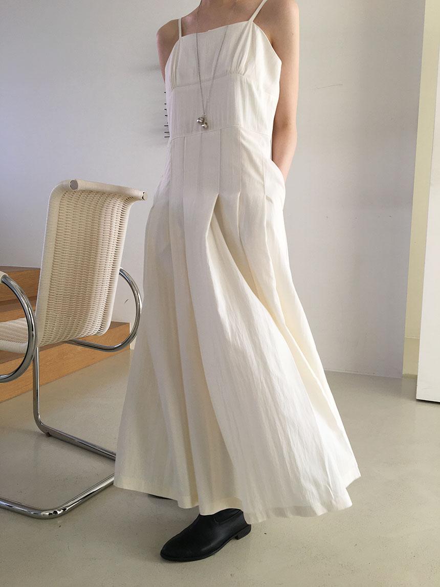 PURE SHIRRING DRESS 퓨어 셔링 원피스