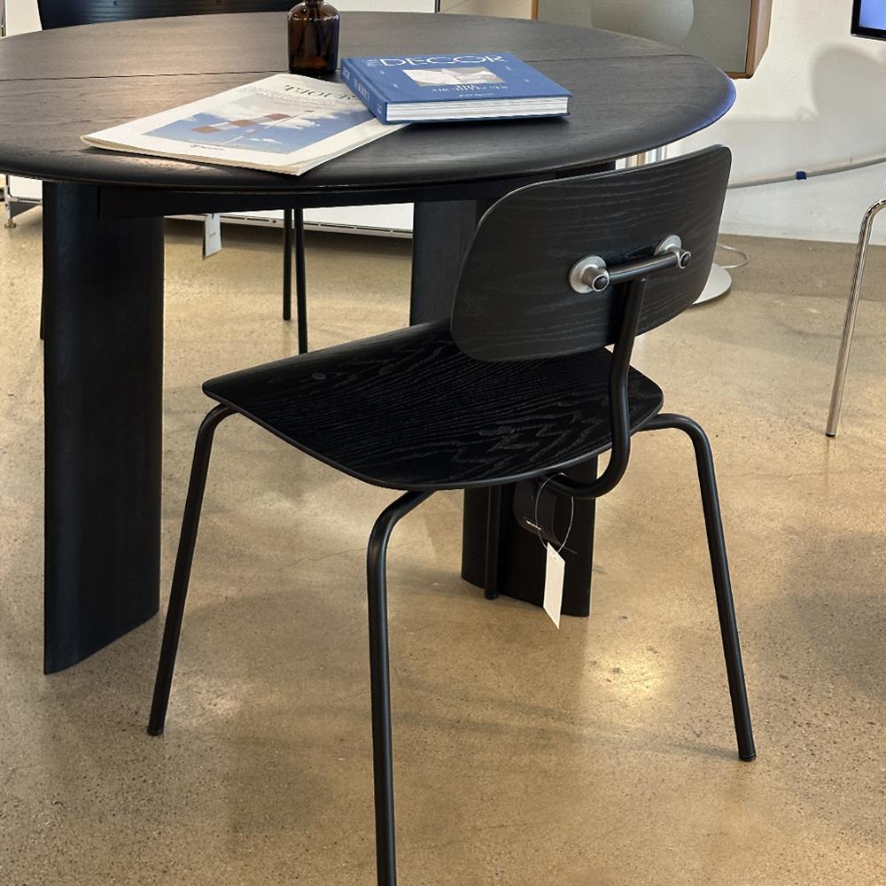 몬타나 케비 2060 체어 Black