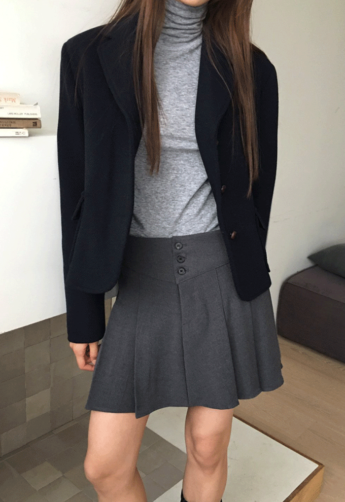 button flare mini skirt