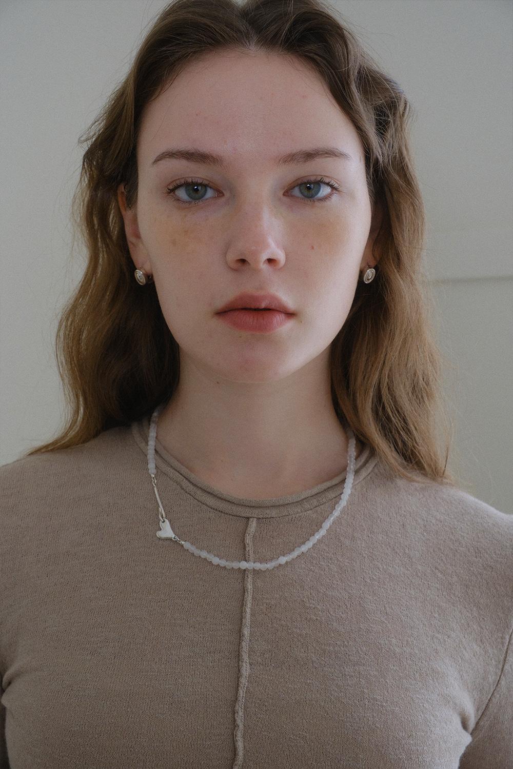 Heart swell mano necklace