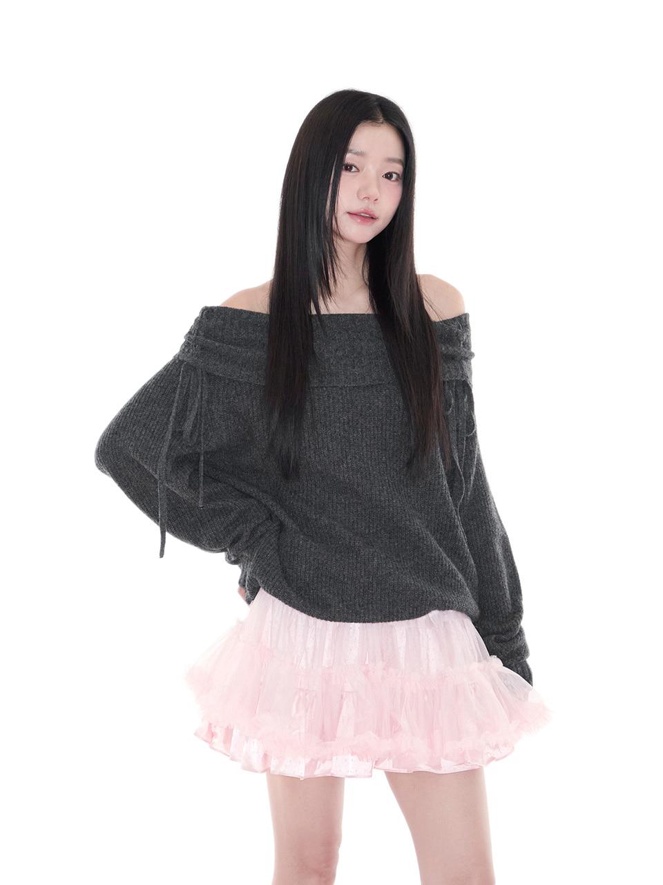 Shirring Off-shoulder Knit (Charcoal)