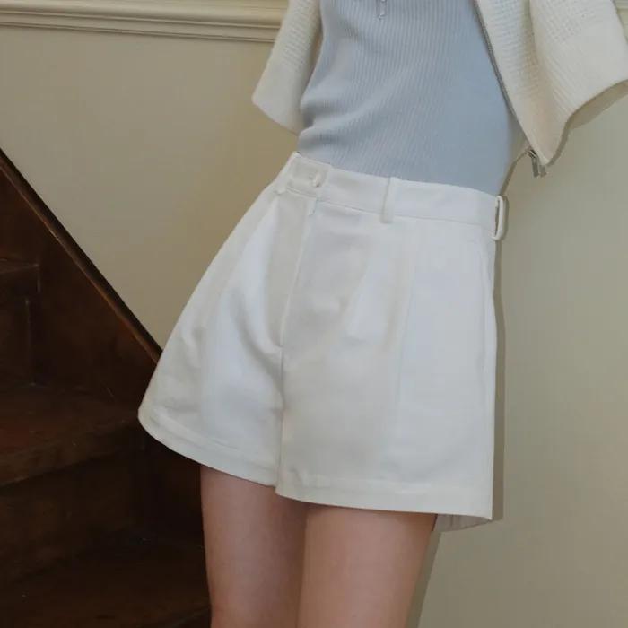 [2차] Dewey Cotton Two-Tuck Shorts (Ecru)