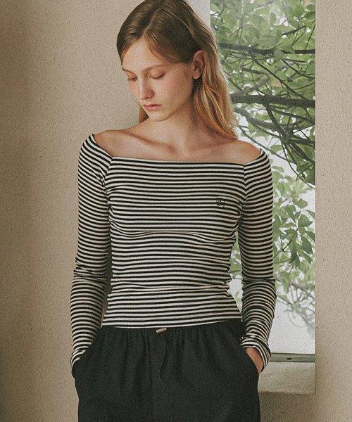 OFF SHOULDER LONG SLEEVE BLACK STRIPE