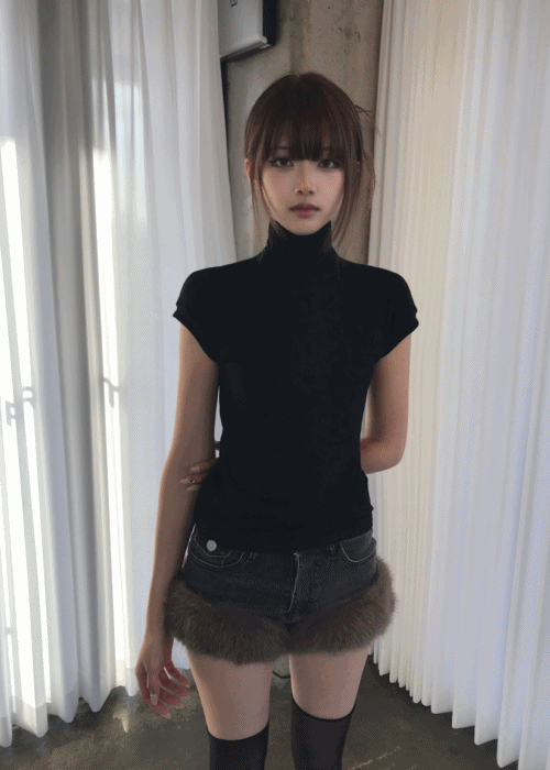 SLIM HALFNECK SHORT -SLEEVED