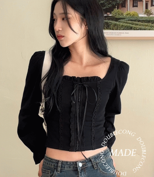 [made/발레코어/재입고]빈티지 레이스 스퀘어넥 크롭티