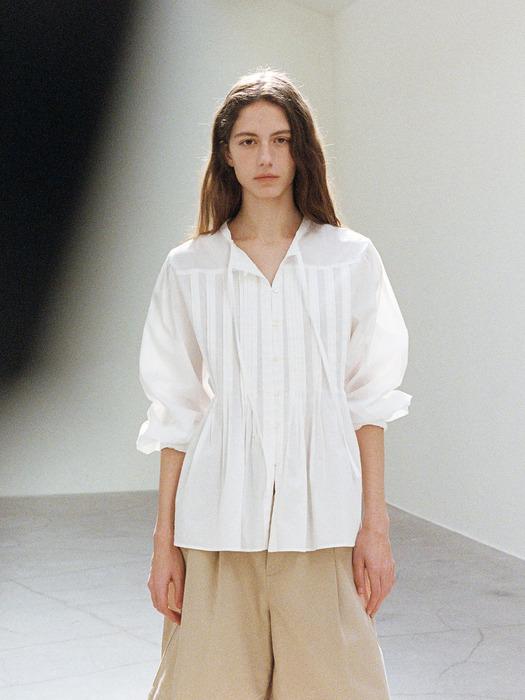 PINTUCK PLEATS BLOUSE IVORY