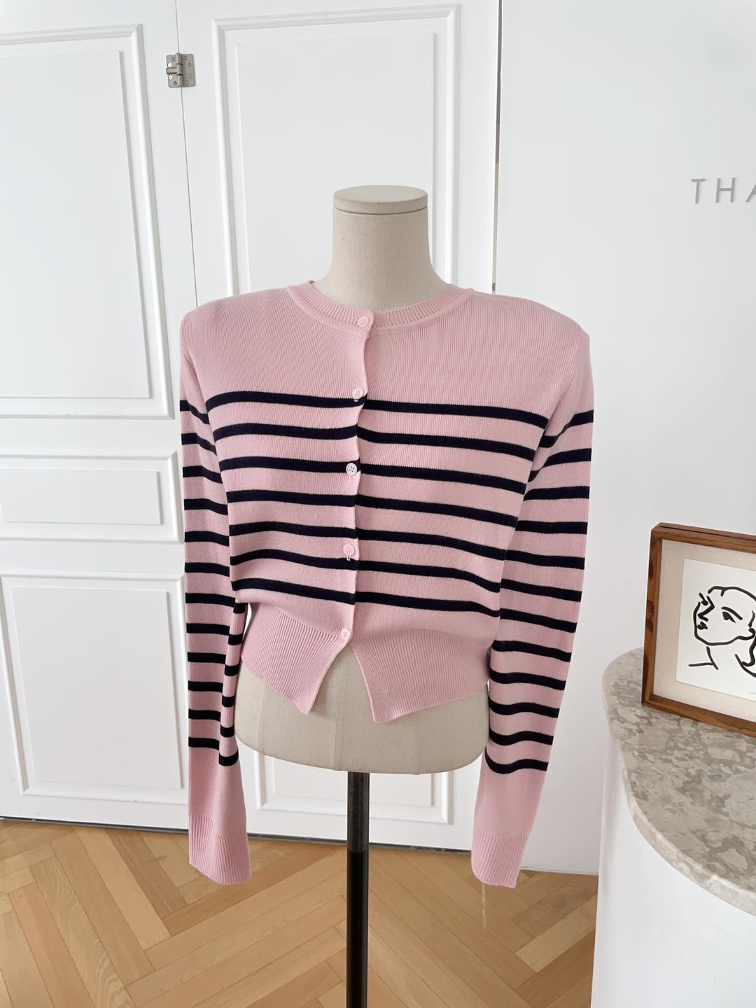 [무배]페라 스트라이프 라운드 봄신상 니트 가디건(4color)I-96