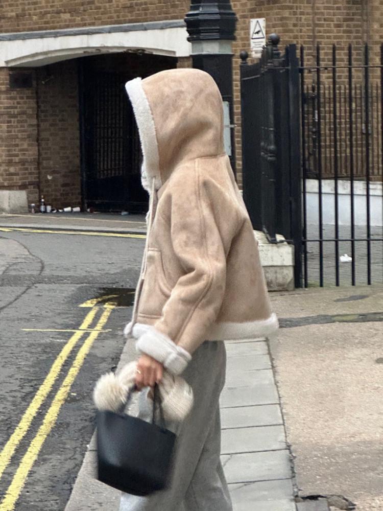 VERGAMOT 베르가못 퍼피 무스탕