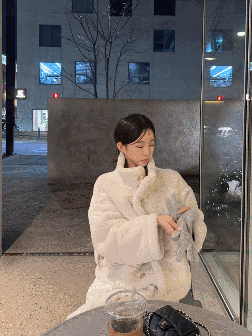 모디 두툼 리버시블 양면 크롭 무스탕 (2color)