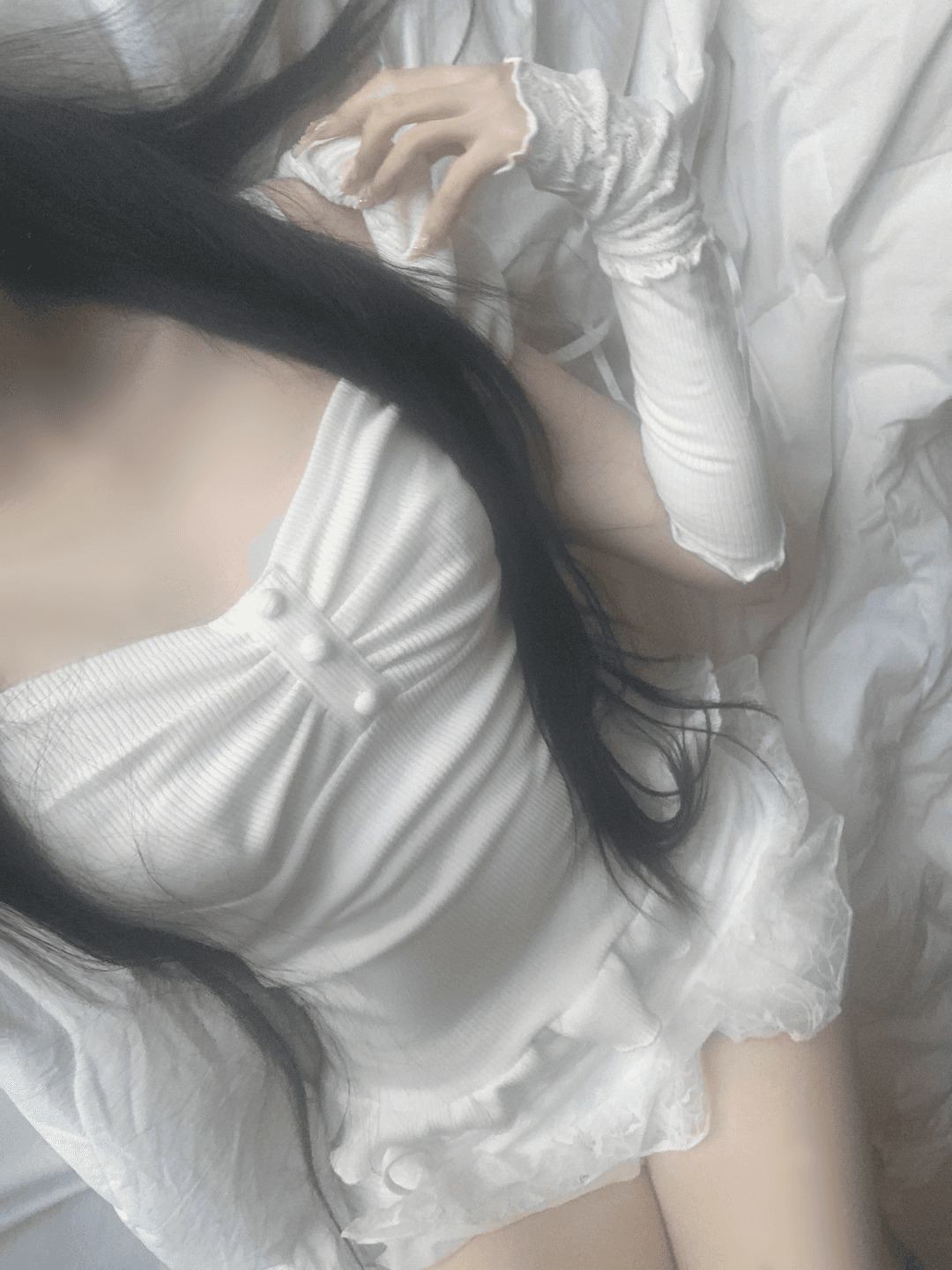 Rudica Puff Frill Top (white)