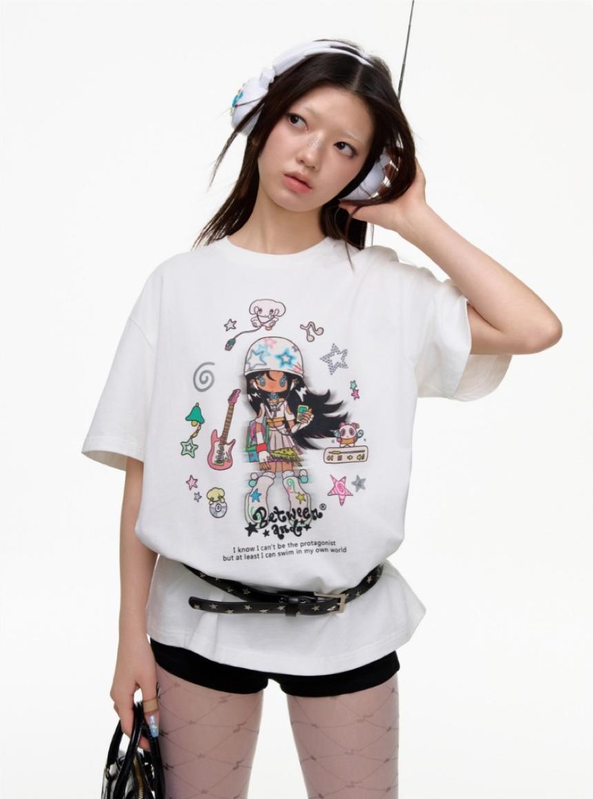 BETWEENAND Girl Illustration Print Loose T-shirt (2color)