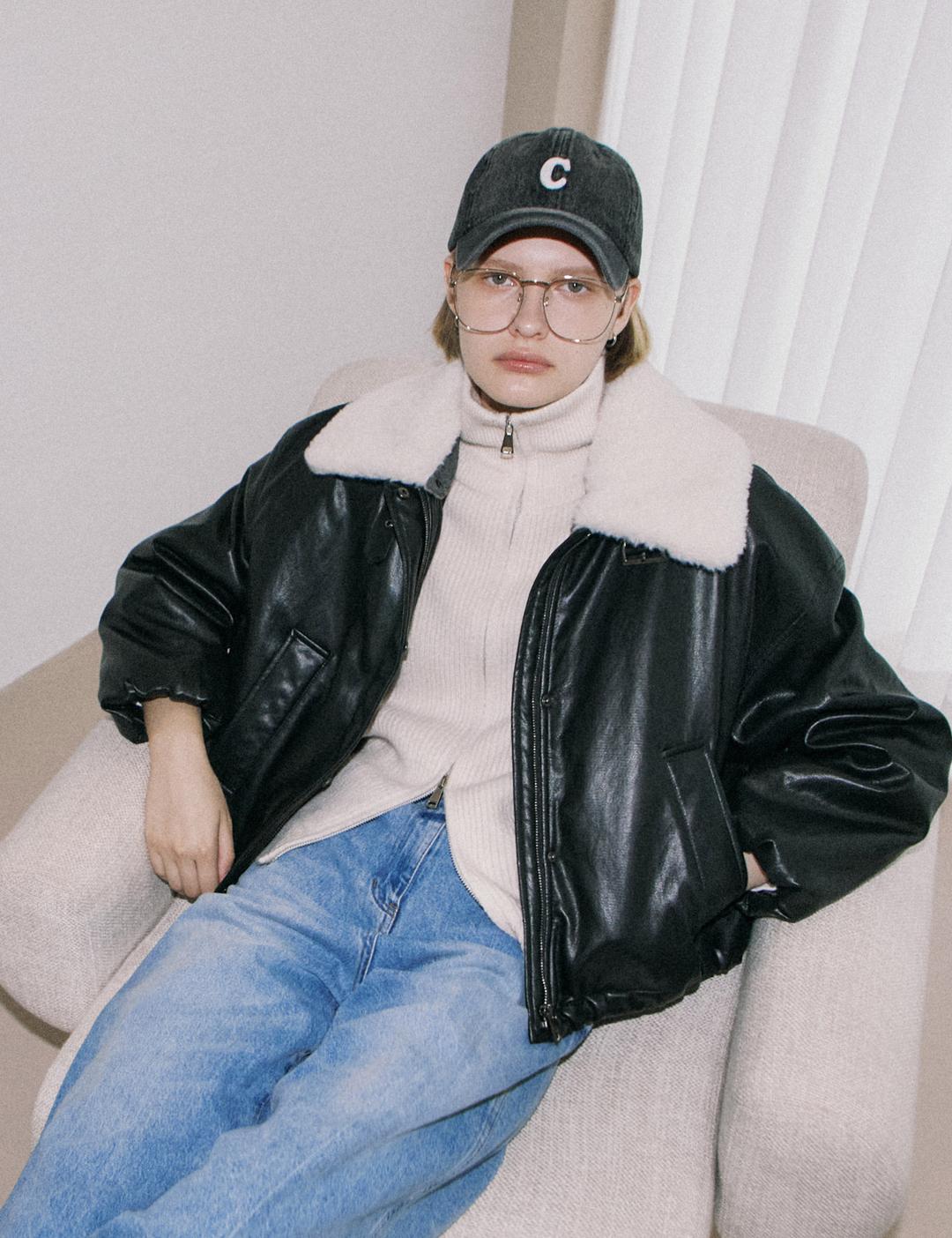 퍼카라 레더 패딩점퍼