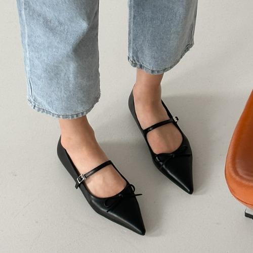 앞코뾰족 리본포인트 스트랩플랫슈즈 1cm_착한슈슈[S22-928]