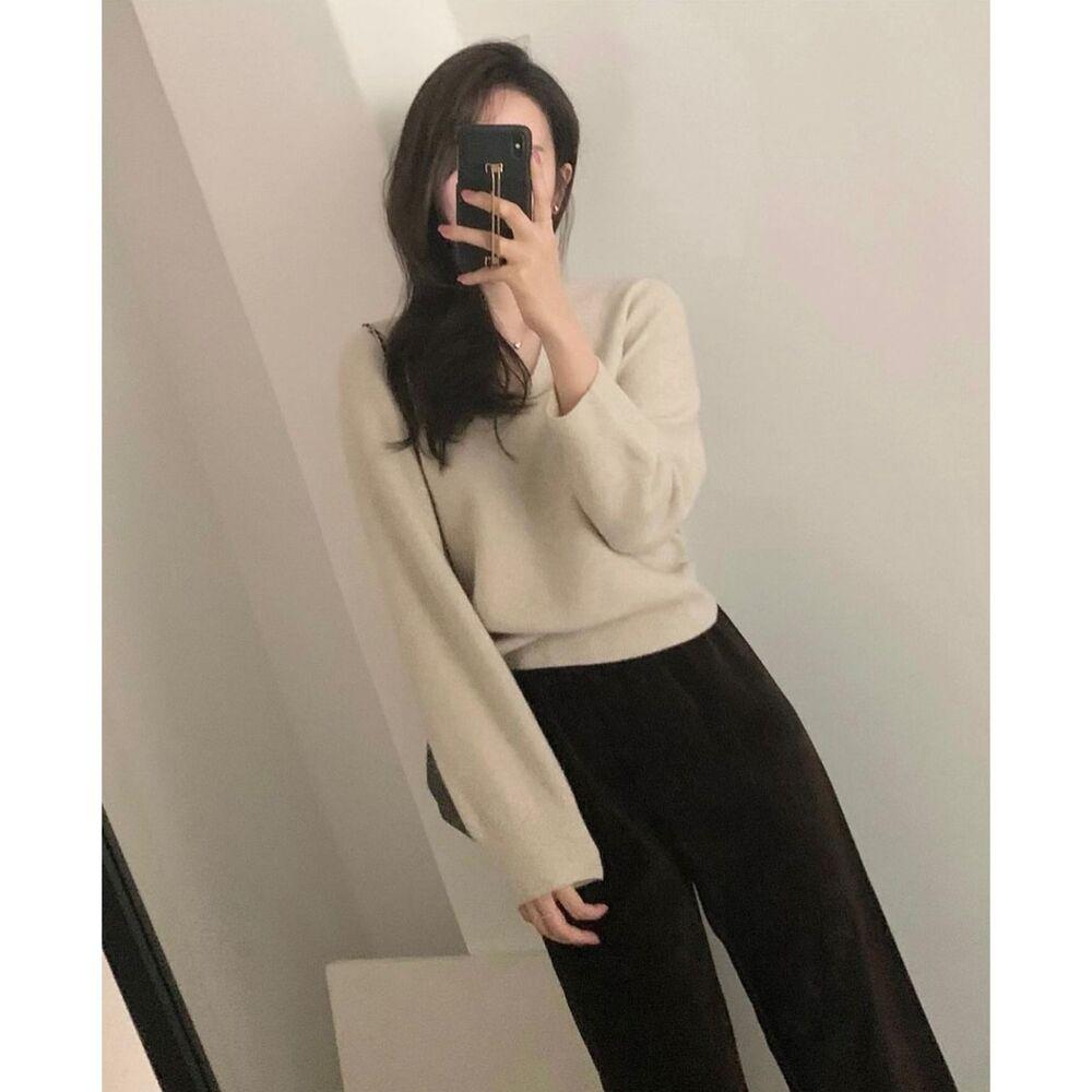 이브 브이넥 니트 fw버전