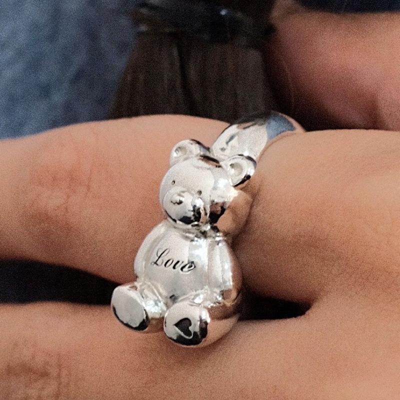 Teddy ring