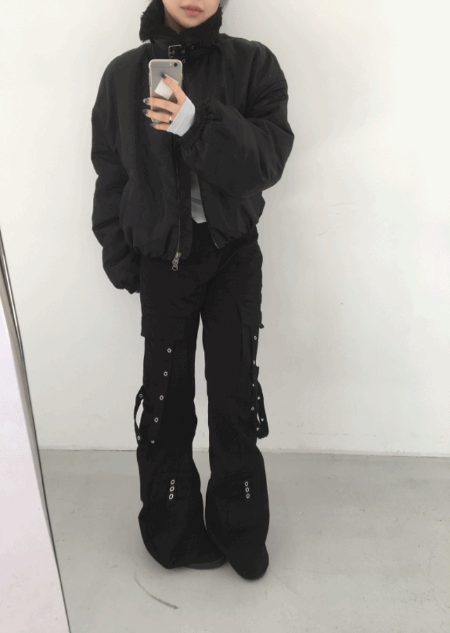 스트랩 멀티 포켓 코튼 부츠컷 팬츠