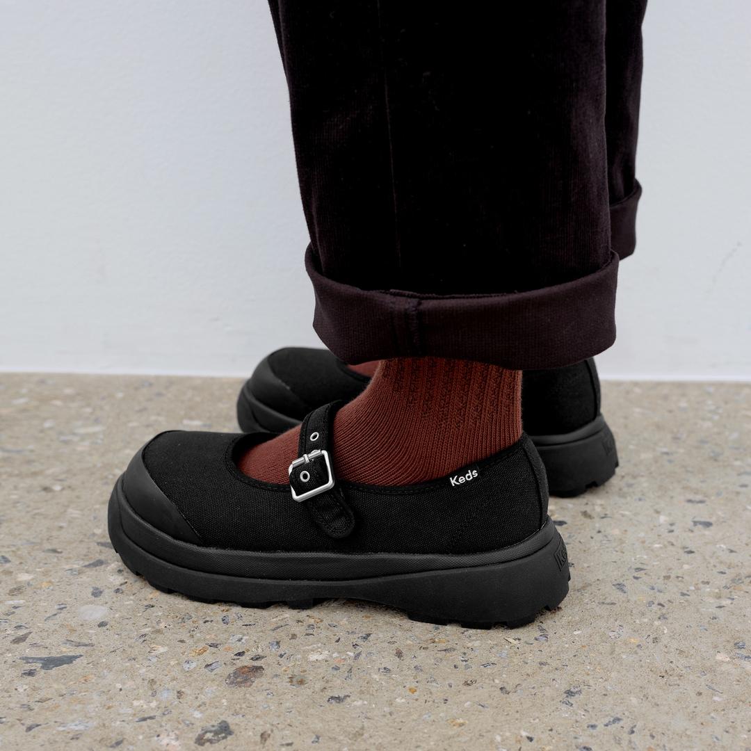 메리제인 플럼 캔버스_5XM02398G_001