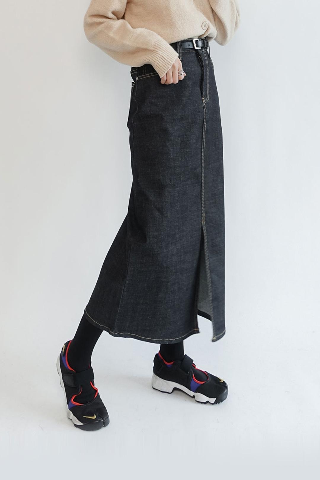 Raw denim stitch long skirt