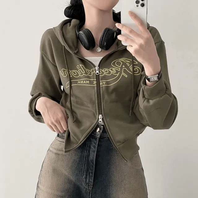 [Y2K무드/꾸안꾸] 툭 걸치는 아방핏, 투웨이 레터링 y2k후드집업