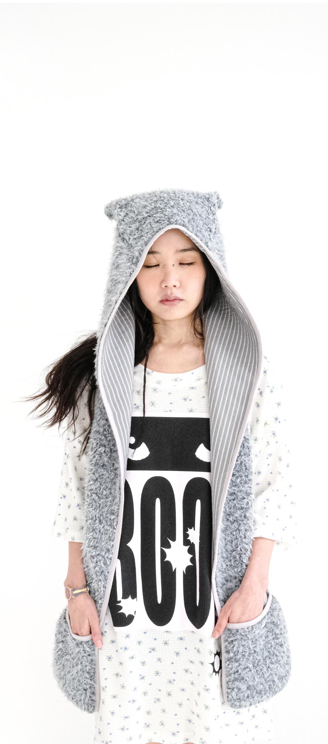 [fa.er.ie] furry ear hood muffler (grey)