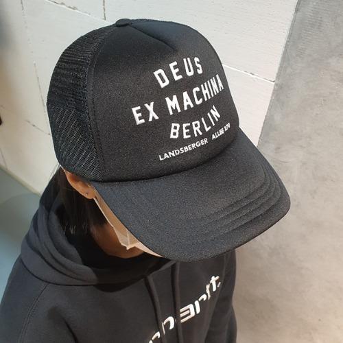 데우스 베를린 트러커 캡 BERLIN ADDRESS TRUCKER