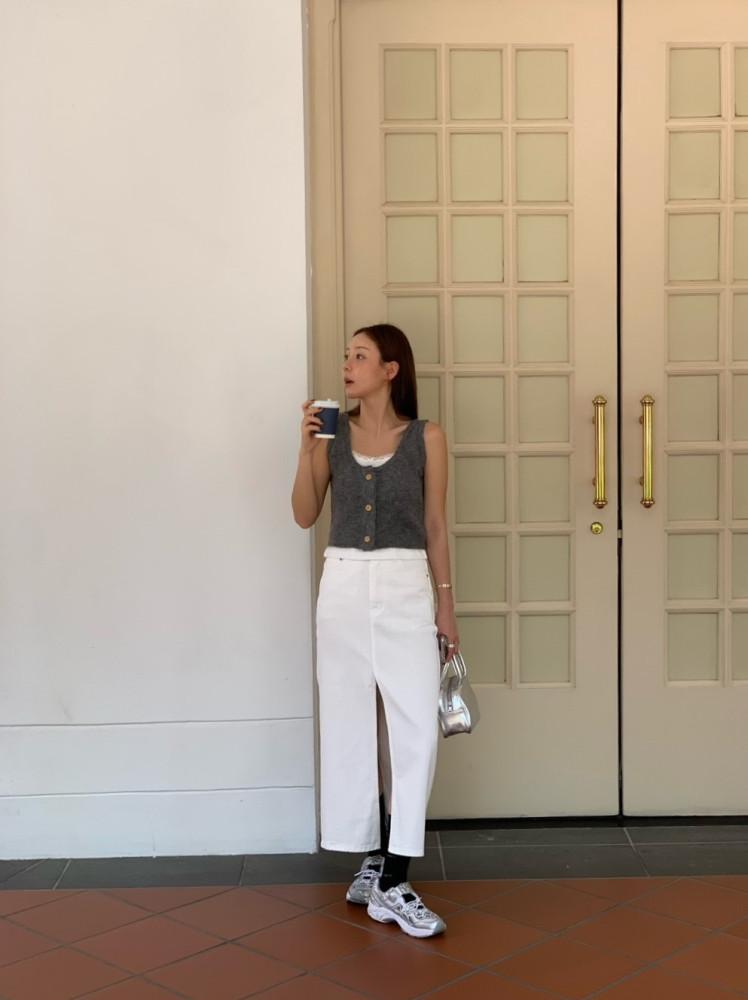 미오 슬릿 스커트 / Arude 아루드