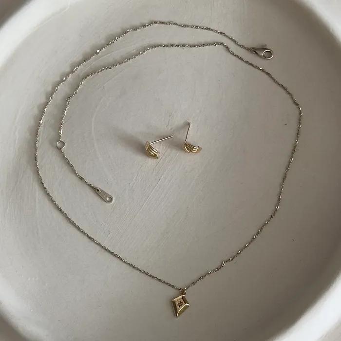 14k Jupiter necklace