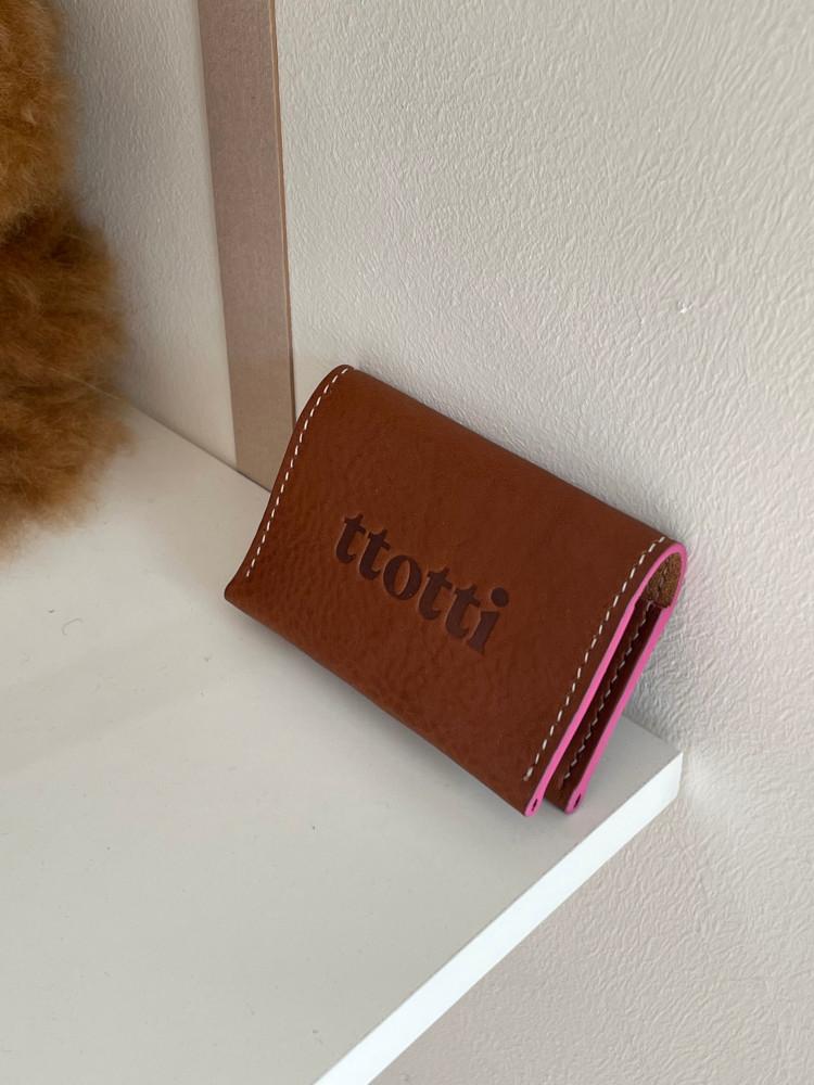 또띠 시그니처 가죽 카드지갑