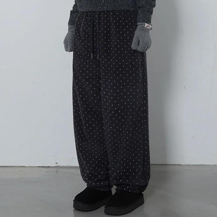 도트 원턱 플리스 조거 팬츠 차콜