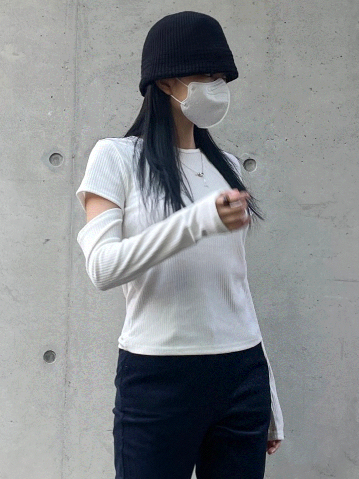 (2col) 이브 슬릿 컷팅 골지 티셔츠